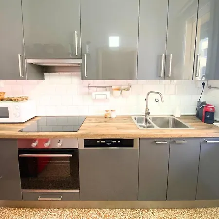 2 - Parking - Toniolo * Bolonia