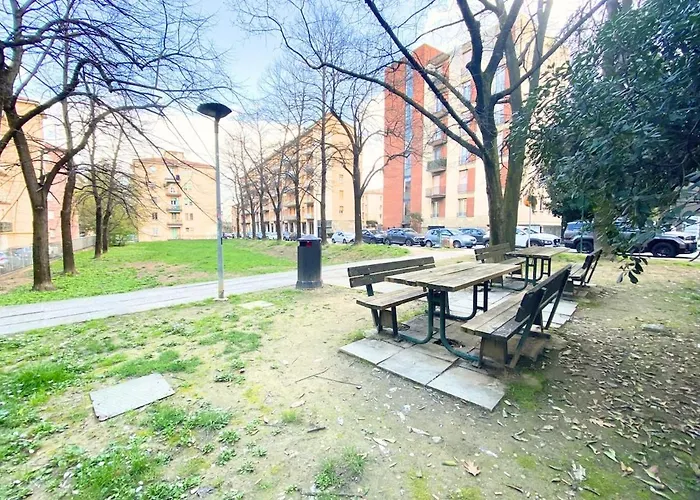 2 - Parking - Toniolo * ボローニャ